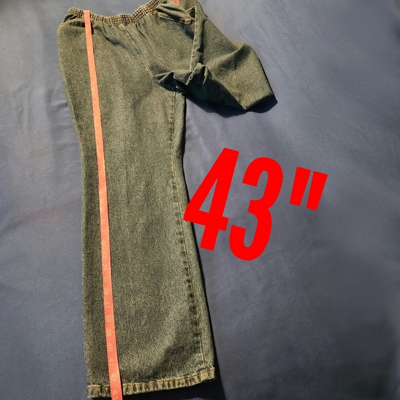 Chic Classic Pull On Denim Jeans - Picture 3 of 9